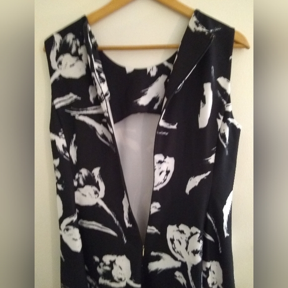 DKNY Dress - Picture 4 of 7